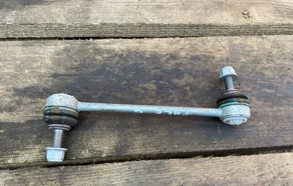 Rear anti-roll bar/stabilizer link