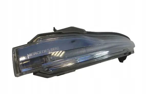 Mercedes-Benz V Class W447 Mirror indicator light A0999067401