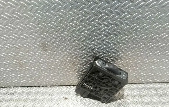 Renault Trafic II (X83) Headlight level height control switch 8200379685