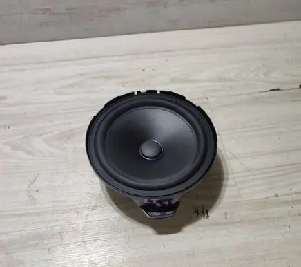 Mercedes-Benz CLA C117 X117 W117 Rear door speaker 08518H2242 A2468200102