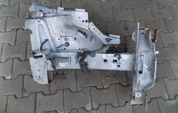 Citroen C4 II Front quarter panel 