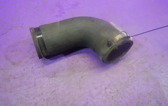 Peugeot 407 Intercooler hose/pipe