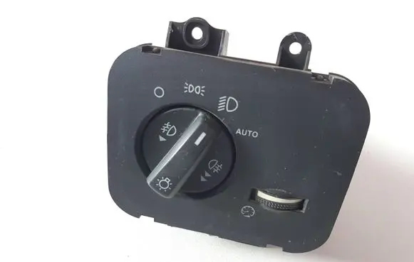 Land Rover Discovery 3 - LR3 Light switch YUD501480PVJ 04059584