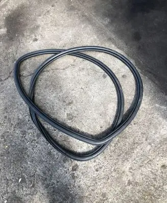 Audi Q7 4L Rubber seal loading door 4L0831721