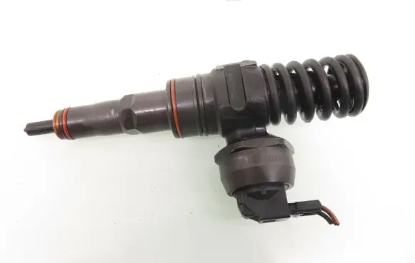 Fuel injector