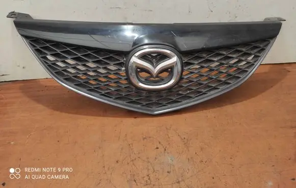 Mazda 6 Front bumper upper radiator grill GJ6A50712