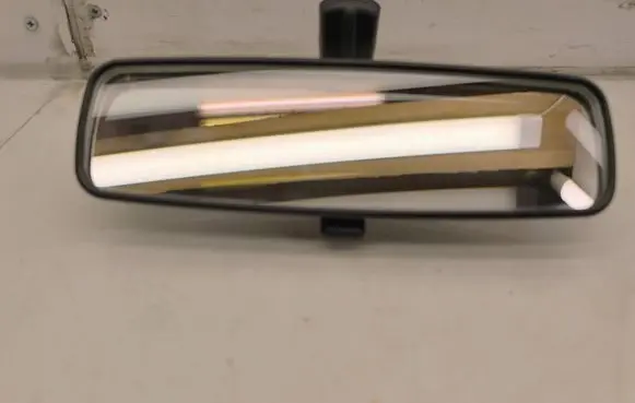 Toyota Auris E180 Rear view mirror (interior) E8024772