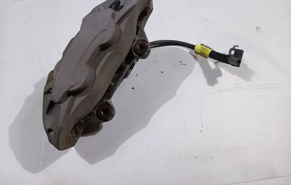 Ford Mustang VI Front brake caliper 2B294