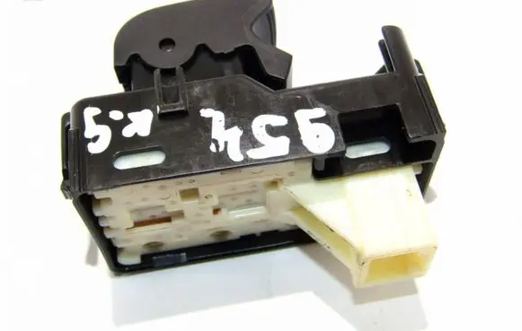 Toyota Auris 150 Electric window control switch 192801