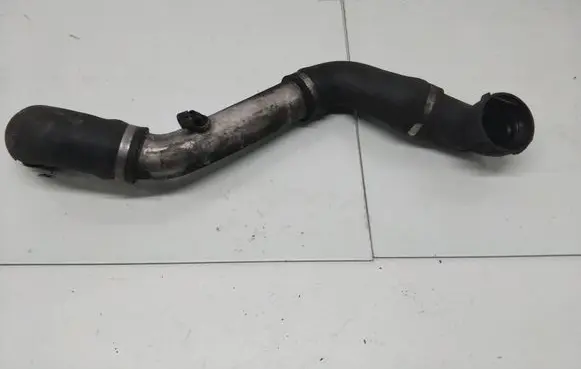 BMW X3 E83 Intercooler hose/pipe 11613415784