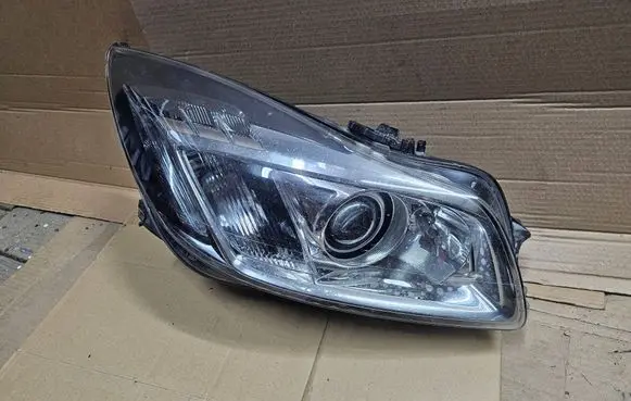 Opel Insignia A Headlight/headlamp 1ZT00963102