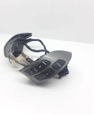 Honda Accord Steering wheel buttons/switches M29811