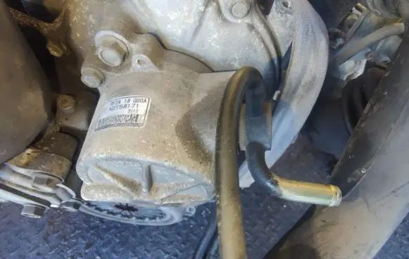 Mazda 626 Vacuum pump rf2a18g00a x2t58171