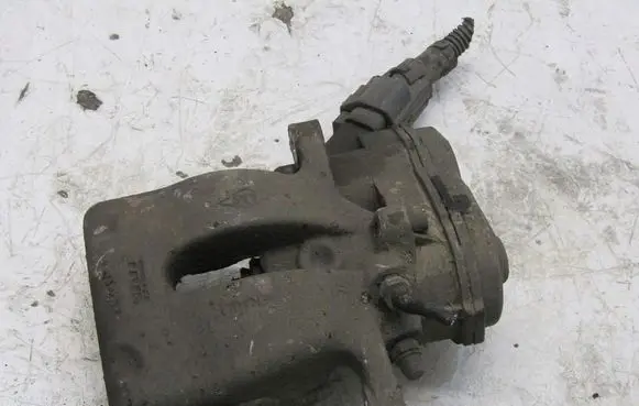 Renault Megane IV Rear brake caliper 440002496R