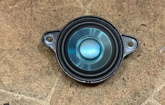 Mercedes-Benz CLS C218 X218 Front door speaker A2048202302