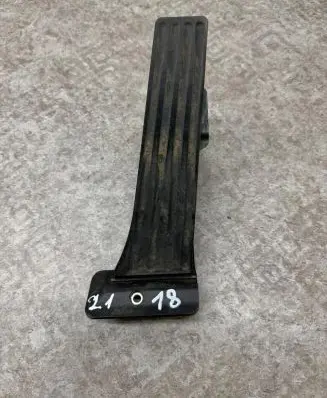 BMW i3 Accelerator throttle pedal 6853176 35426853176