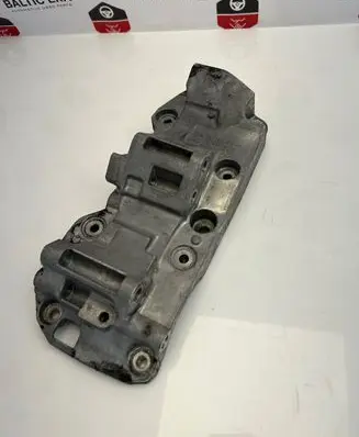 BMW 5 GT F07 Engine mounting bracket 8506863 74786