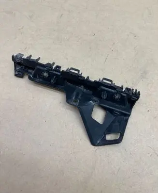 Renault Trafic III (X82) Front bumper mounting bracket 93867888