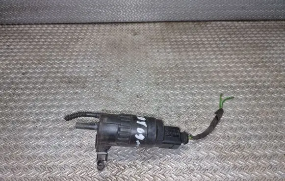 Volkswagen Caddy Windshield washer spray nozzle 1K6955651