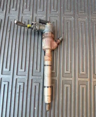 KIA Ceed Fuel injector 0445110256