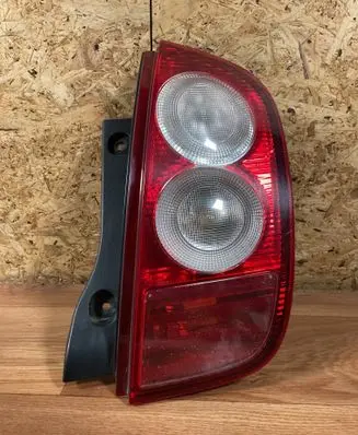 Rear/tail lights