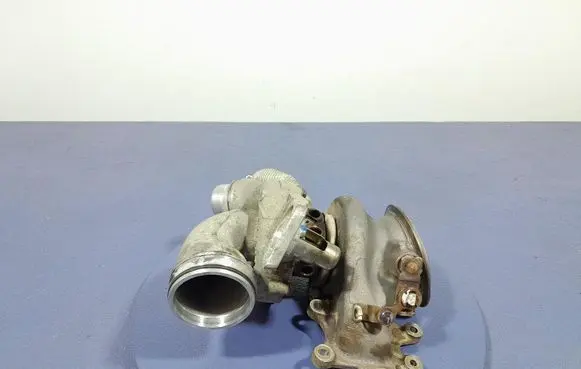 BMW 2 F45 Turbo system vacuum part 9845811