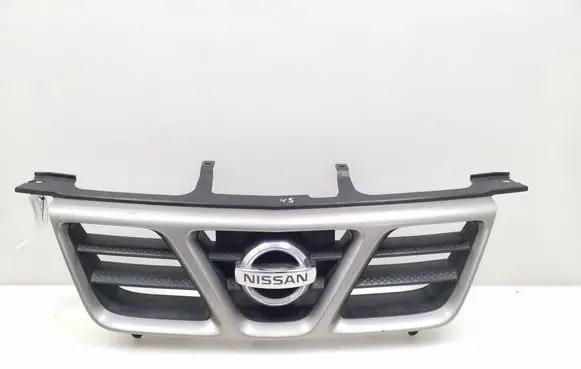 Nissan X-Trail T30 Front grill 623108H700