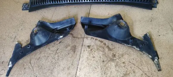 Ford Galaxy Wiper trim 7M3853185B YM21A03599BC 7M3853188H