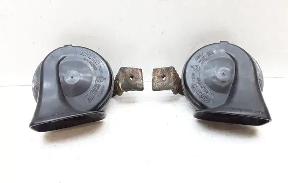Volvo S80 Horn signal 9178850 9178851
