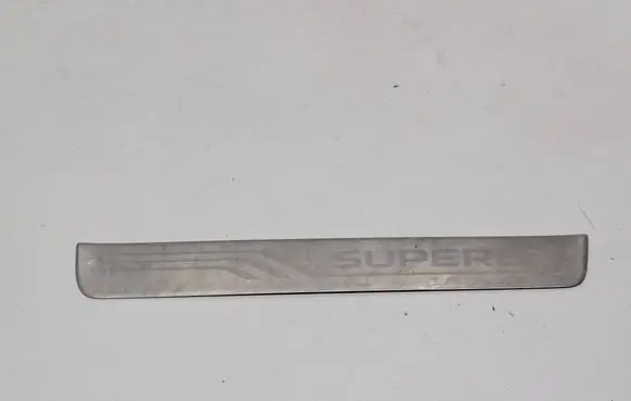 Skoda Superb B8 (3V) Rear sill trim cover 3V0853557D 8SD1426CZ