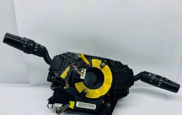 Mazda 3 I Wiper turn signal indicator stalk/switch 17D798