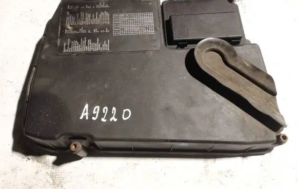 BMW 7 E38 Fuse box cover 12901747665 12.90-1747-665