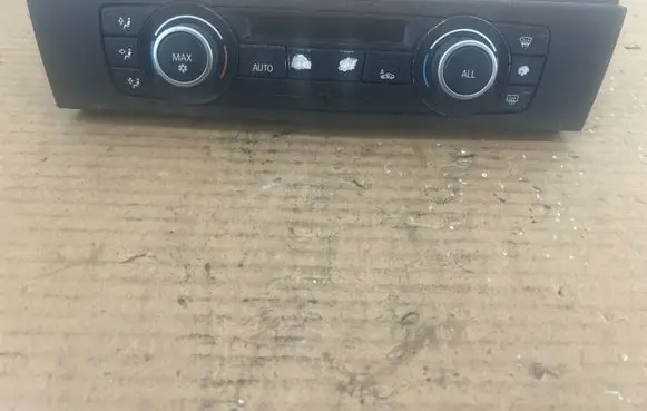 BMW 3 E90 E91 Climate control unit 9221853 100295647 A2C53399845