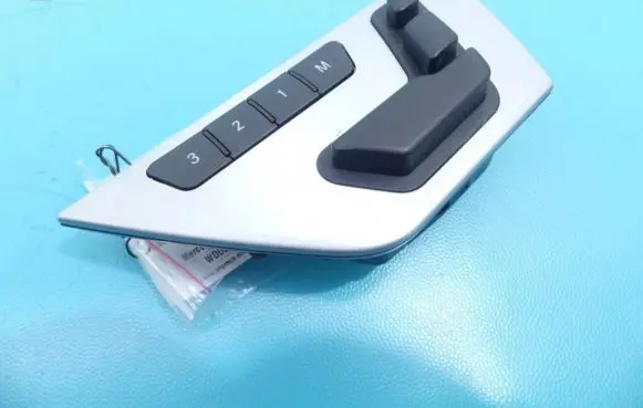 Mercedes-Benz C W204 Seat control switch A2048702958 IMPRK1096893