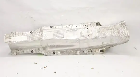 Volkswagen Golf VIII Exhaust heat shield 5Q0825661CA