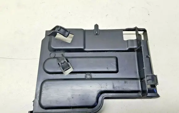 Ford Focus Battery box tray cover/lid 4M5110757BB