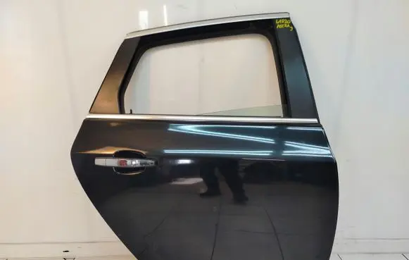Opel Astra J Rear door 