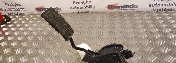 Honda CR-V Accelerator throttle pedal