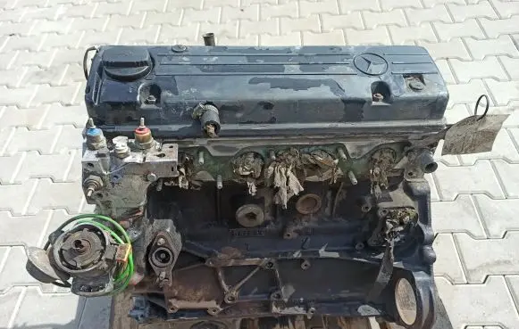Mercedes-Benz E W123 Engine 10292010150986 102920 M102920