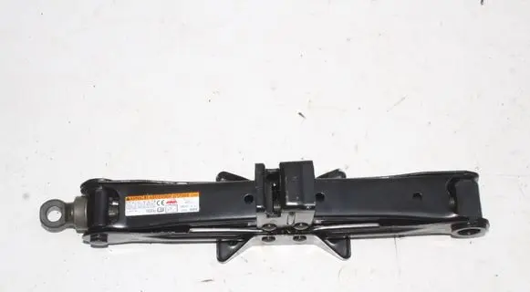 Lexus RC Lift Jack 