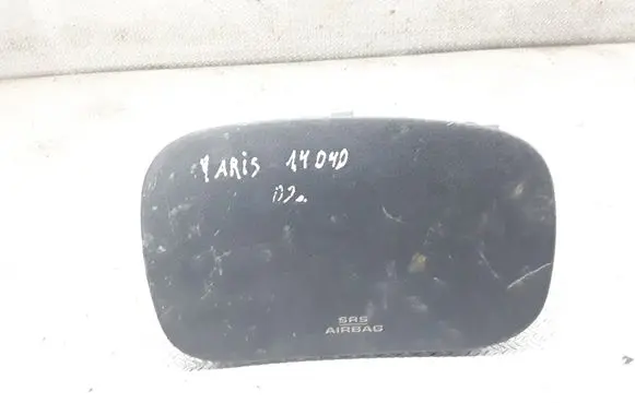 Toyota Yaris Passenger airbag