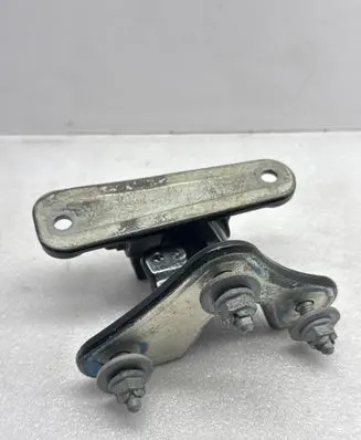 Mercedes-Benz ML W166 Front door lower hinge A046572