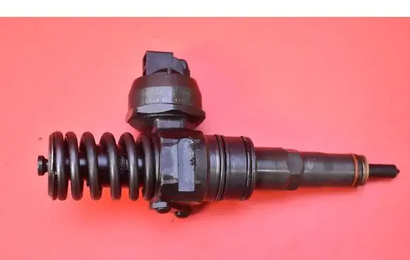 Volkswagen Sharan Fuel injector 038130073AK