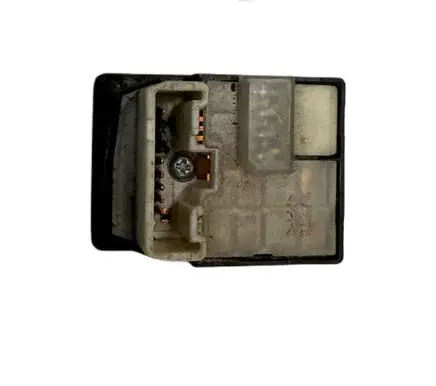 Toyota Land Cruiser (J120) Wing mirror switch 183575