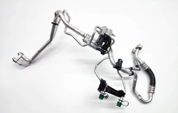 Jaguar I-Pace Air conditioning (A/C) pipe/hose K9D3-8D308-AA