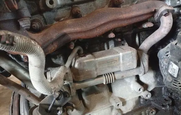 Toyota Avensis T250 EGR valve cooler 256800R02000