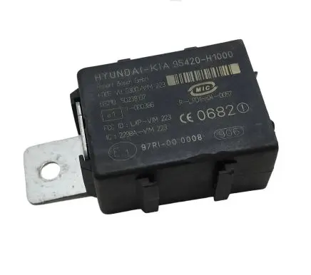 Hyundai Santa Fe Immobilizer control unit/module 95420H1000 50228137 2298AVM223