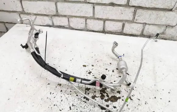 Subaru Impreza V Air conditioning (A/C) pipe/hose