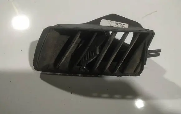 Opel Zafira B Dash center air vent grill 100743