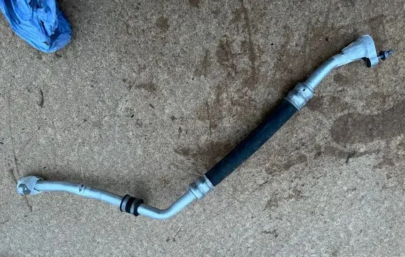 Renault Zoe Air conditioning (A/C) pipe/hose 295x50062R